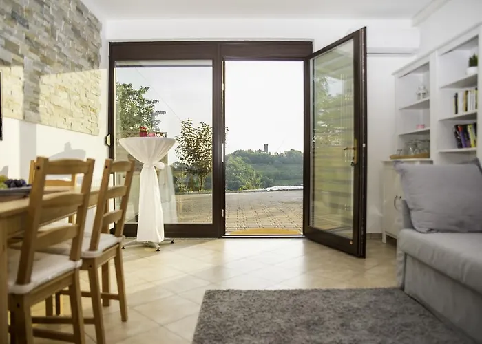 Gasthuis Valentina At Pintar Wine Estate Kojsko